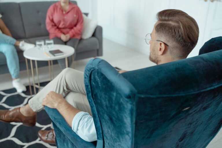 Jak wybrać psychoterapię indywidualną w Łodzi? Praktyczny przewodnik krok po kroku